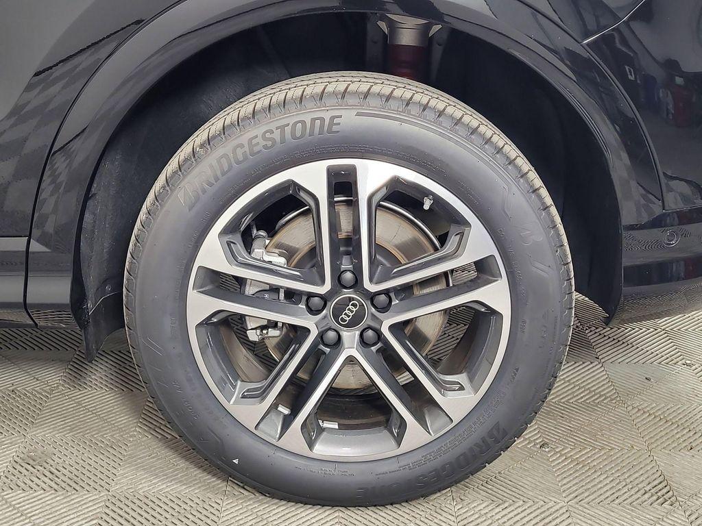new 2025 Audi Q5 car, priced at $58,090