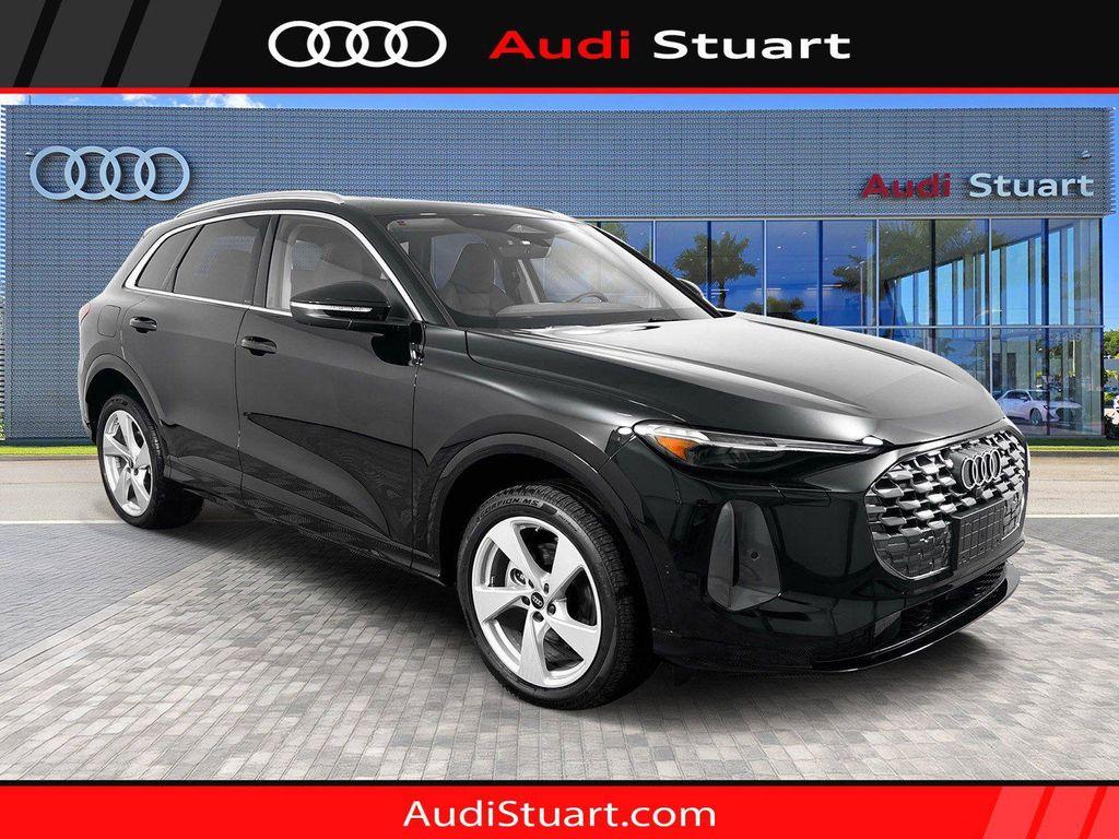 new 2025 Audi Q5 car, priced at $59,940