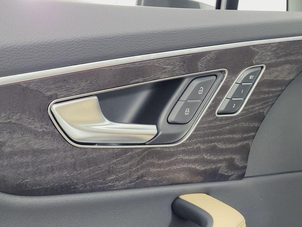 new 2026 Audi Q7 car, priced at $79,005