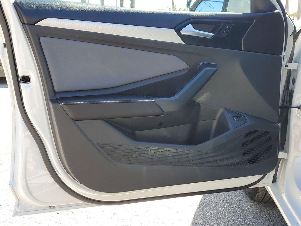 used 2025 Volkswagen Jetta car, priced at $22,500