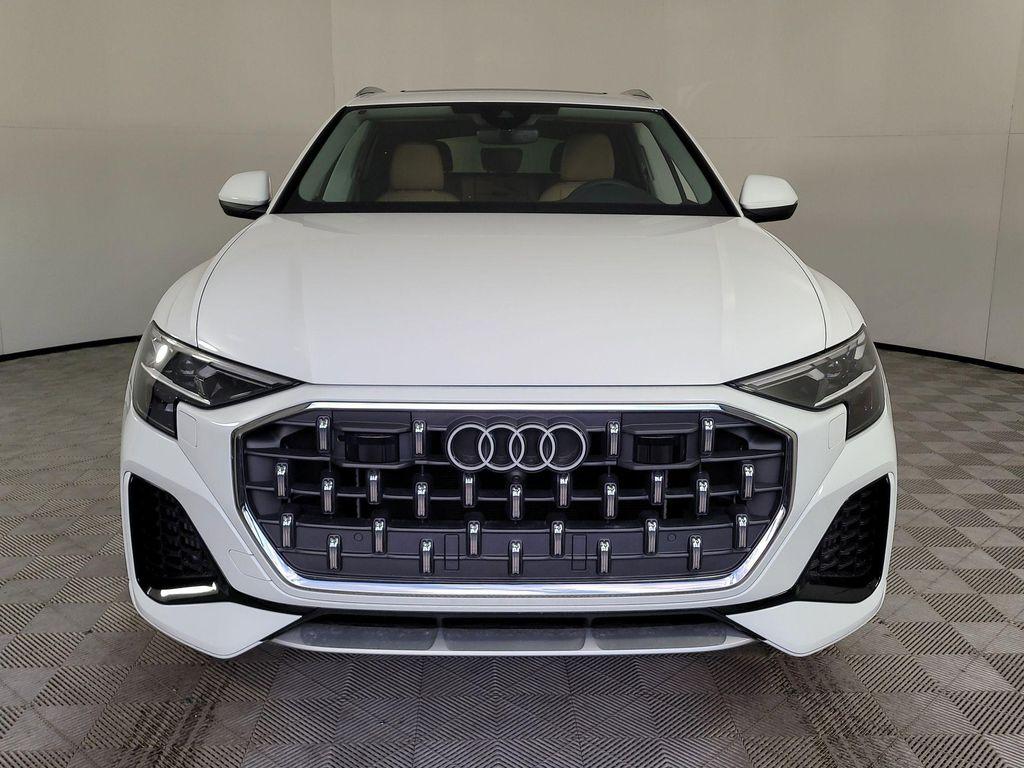 new 2025 Audi Q8 car