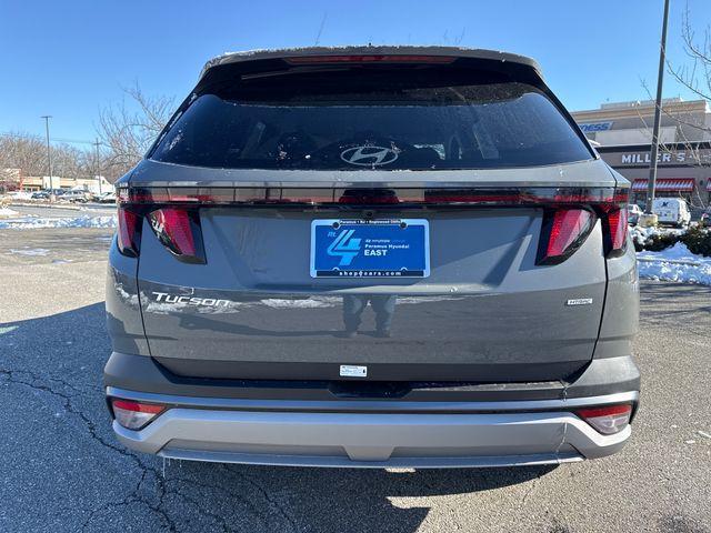 new 2026 Hyundai Tucson car, priced at $34,475