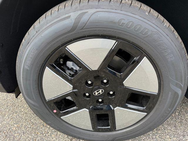 new 2026 Hyundai SANTA FE HEV car, priced at $43,295