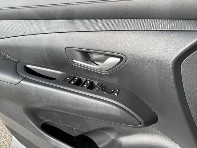 new 2026 Hyundai TUCSON Hybrid car, priced at $35,940