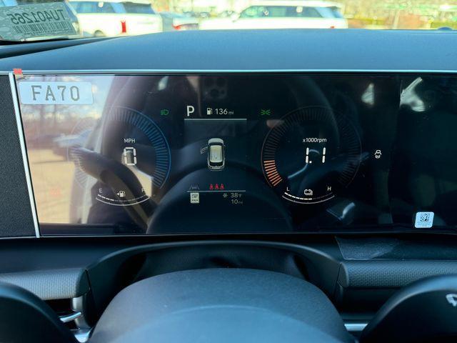 new 2026 Hyundai TUCSON Hybrid car, priced at $35,940