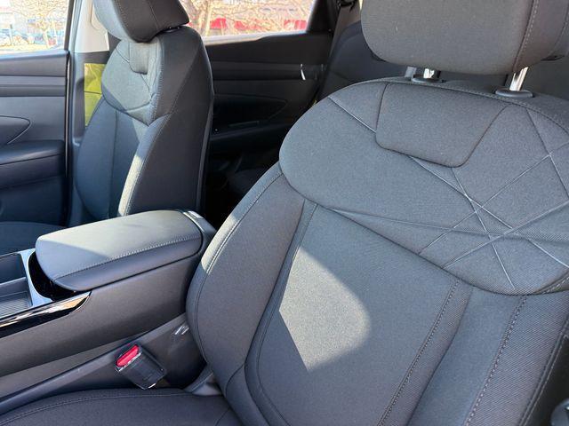 new 2026 Hyundai TUCSON Hybrid car, priced at $35,940