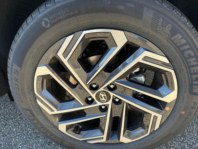new 2026 Hyundai TUCSON Hybrid car, priced at $44,775