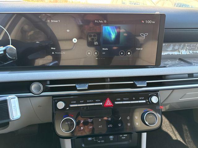 new 2026 Hyundai TUCSON Hybrid car, priced at $44,645