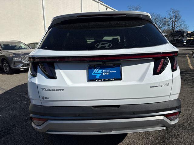 new 2026 Hyundai TUCSON Hybrid car, priced at $44,645