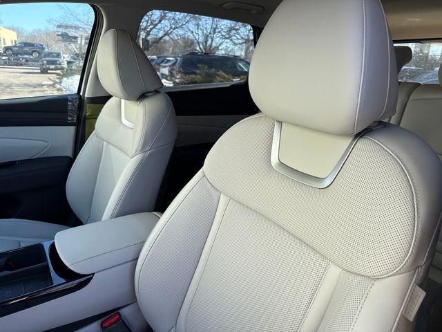 new 2026 Hyundai TUCSON Hybrid car, priced at $44,665