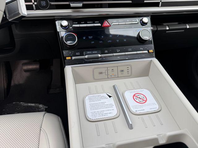 new 2026 Hyundai SANTA FE HEV car, priced at $42,795