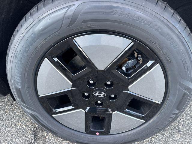 new 2026 Hyundai SANTA FE HEV car, priced at $42,795