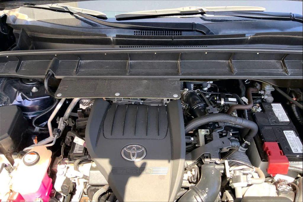 used 2023 Toyota Highlander car, priced at $34,798