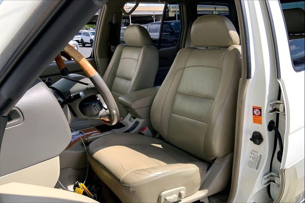 used 2001 INFINITI QX4 car, priced at $5,998