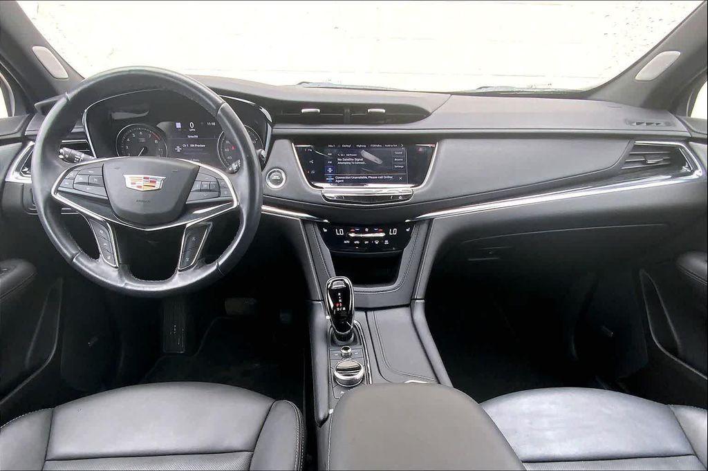 used 2023 Cadillac XT5 car, priced at $35,498