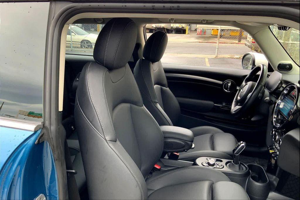 used 2024 MINI Hardtop car, priced at $23,998