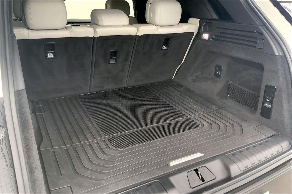 used 2023 Land Rover Range Rover Sport car, priced at $62,784