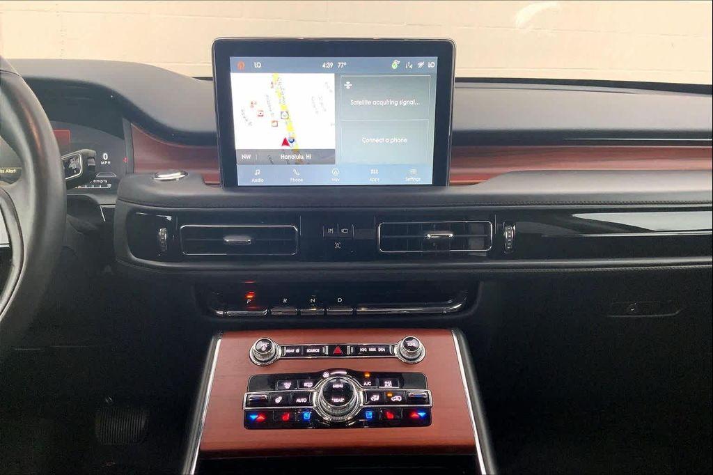 used 2022 Lincoln Aviator car, priced at $45,124