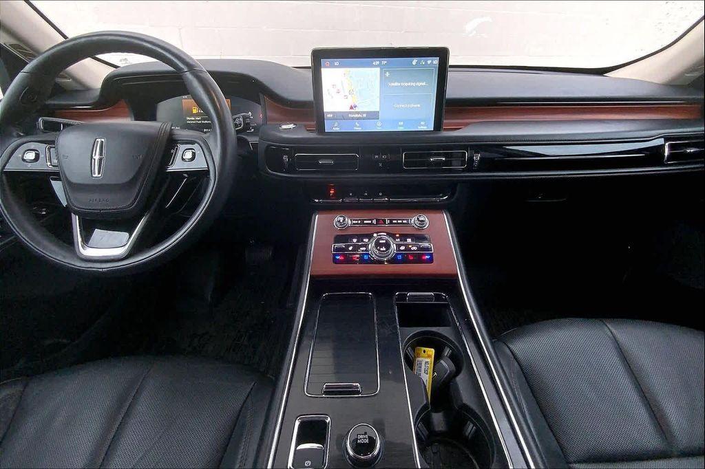 used 2022 Lincoln Aviator car, priced at $45,124