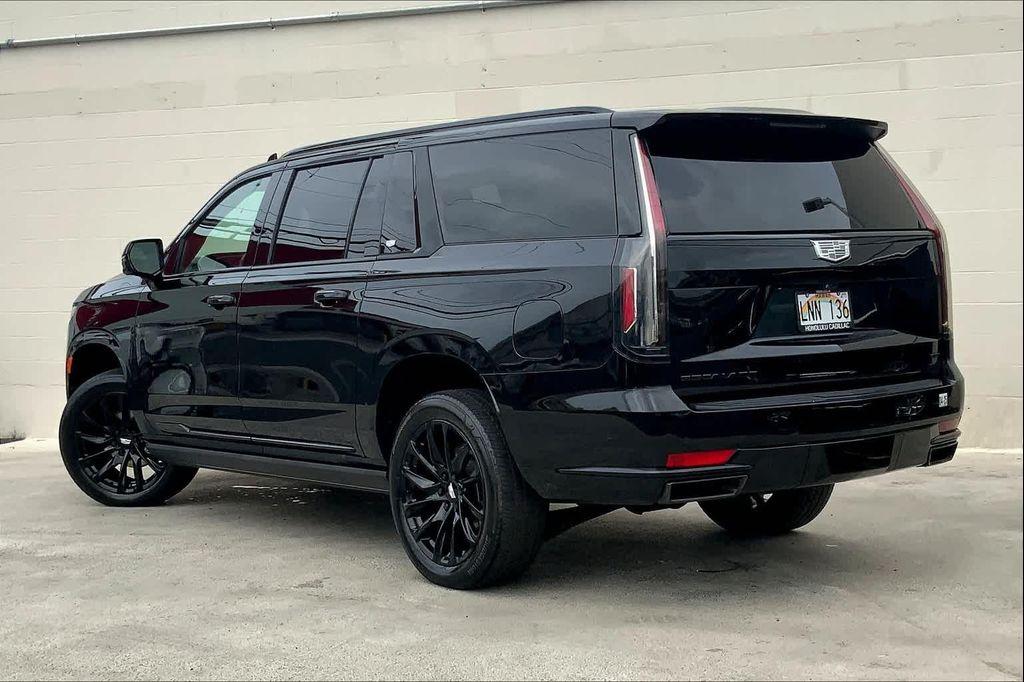 used 2021 Cadillac Escalade ESV car, priced at $73,428