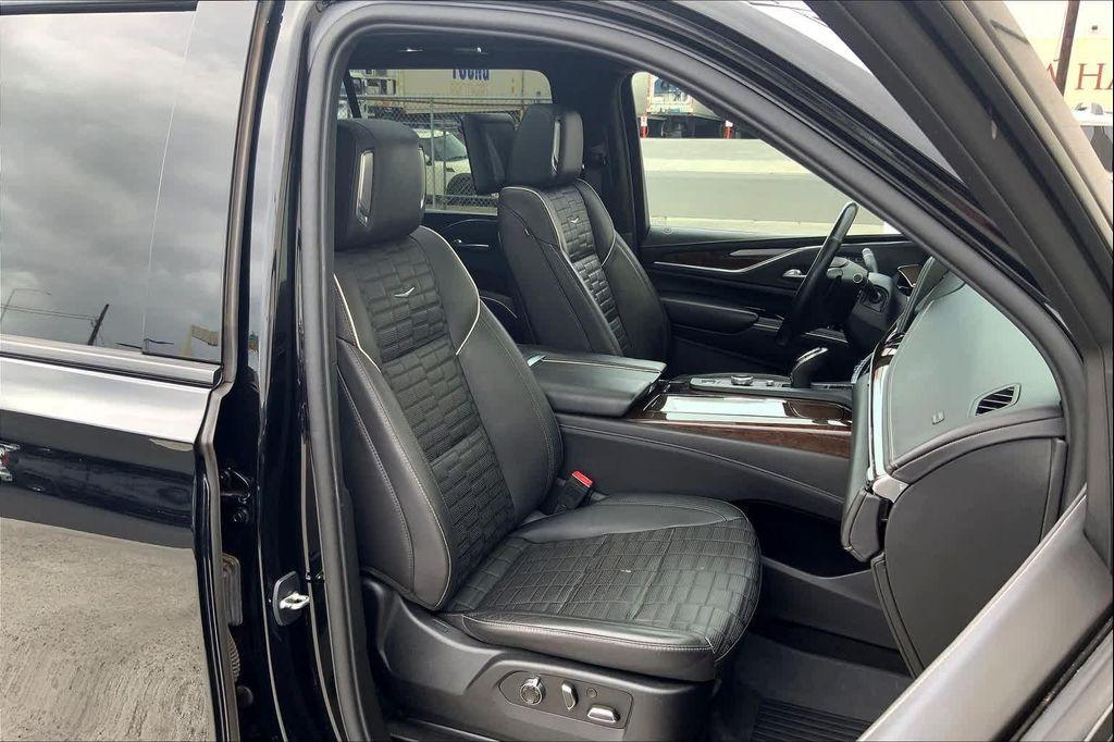 used 2021 Cadillac Escalade ESV car, priced at $73,428