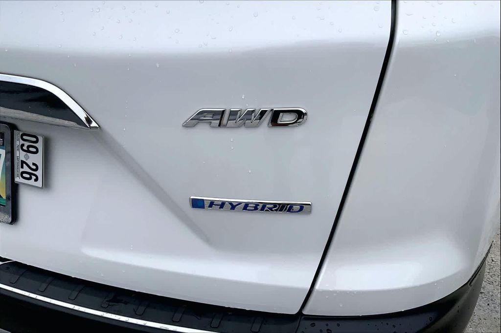 used 2022 Honda CR-V Hybrid car, priced at $25,298