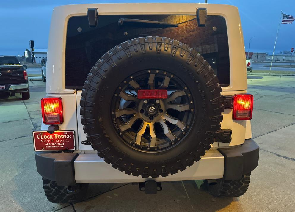 used 2015 Jeep Wrangler Unlimited car, priced at $20,500