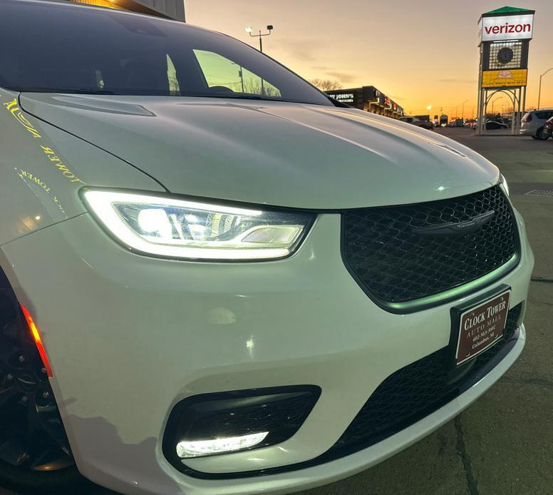 used 2024 Chrysler Pacifica car, priced at $32,725