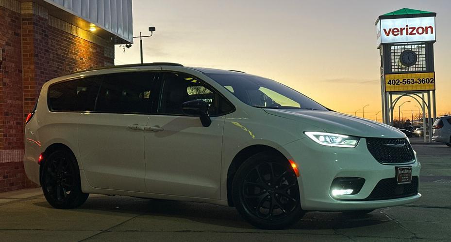 used 2024 Chrysler Pacifica car, priced at $32,725