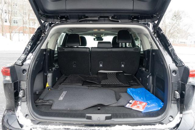 used 2025 Toyota Highlander car, priced at $42,500