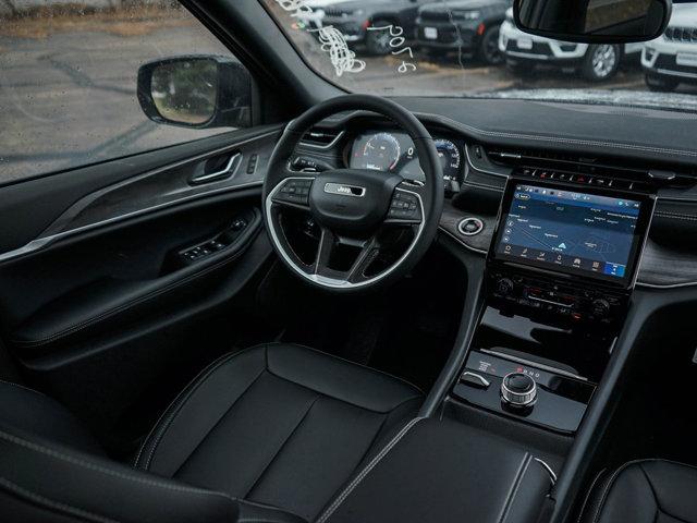 new 2025 Jeep Grand Cherokee car, priced at $44,884