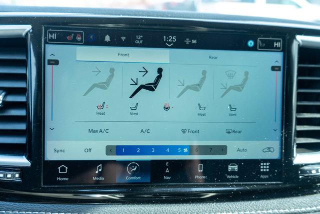 used 2024 Chrysler Pacifica car, priced at $36,500