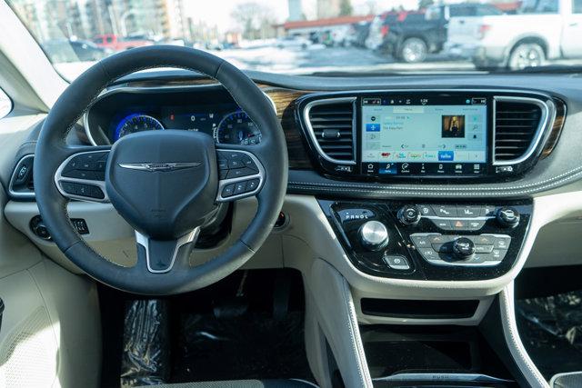 used 2024 Chrysler Pacifica car, priced at $36,500