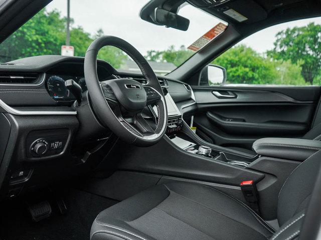 new 2025 Jeep Grand Cherokee L car, priced at $40,995