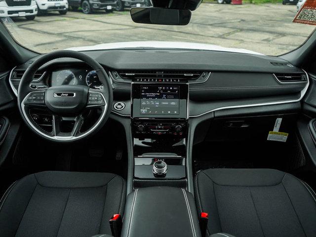 new 2025 Jeep Grand Cherokee L car, priced at $40,995