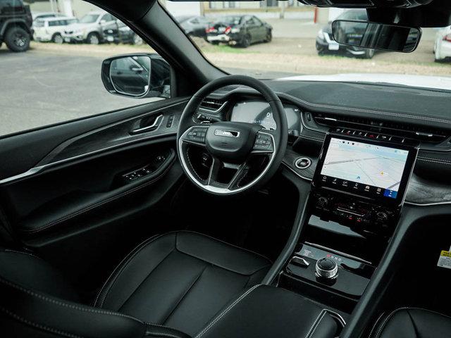 new 2025 Jeep Grand Cherokee car, priced at $46,470