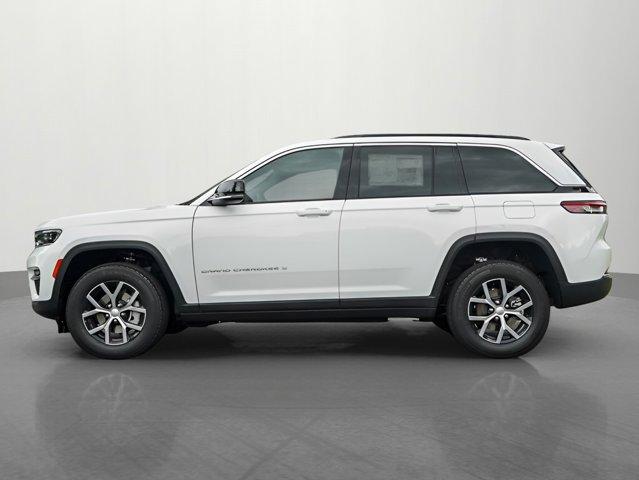 new 2025 Jeep Grand Cherokee car, priced at $47,165