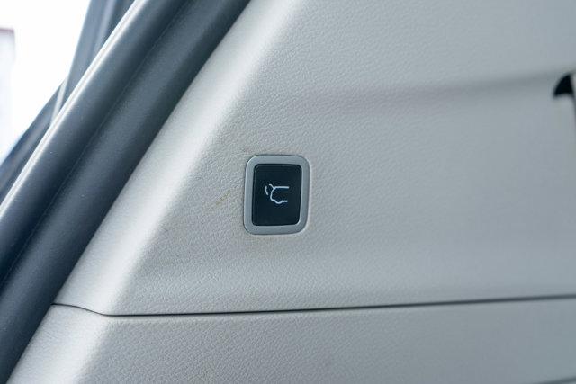 used 2020 Chrysler Pacifica car, priced at $19,491