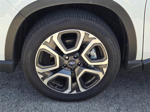 used 2025 Subaru Ascent car, priced at $43,691