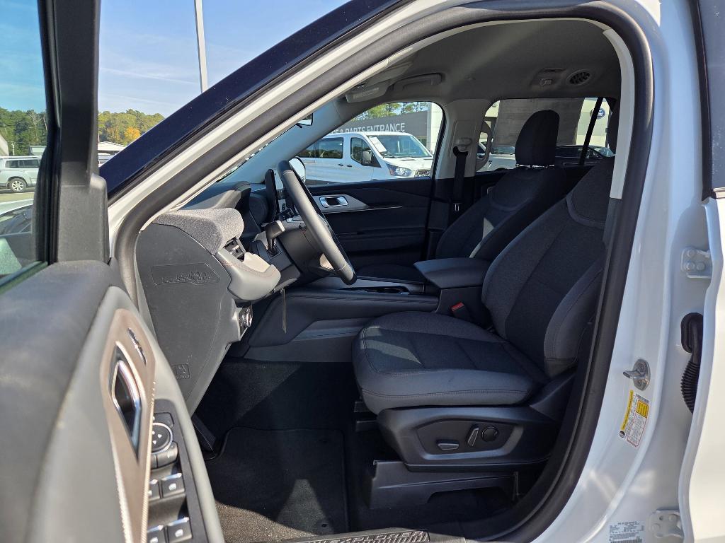 new 2026 Ford Explorer car, priced at $42,145