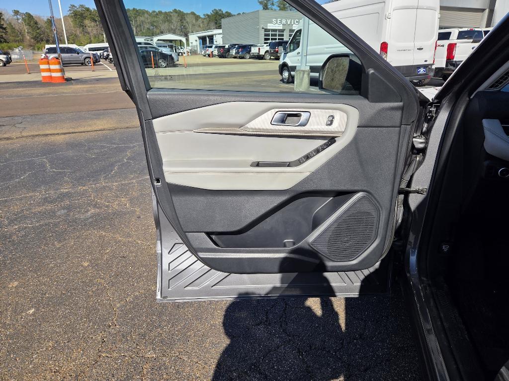 used 2025 Ford Explorer car, priced at $39,425