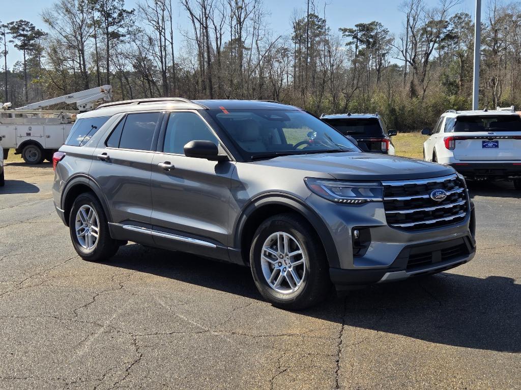 used 2025 Ford Explorer car, priced at $39,425