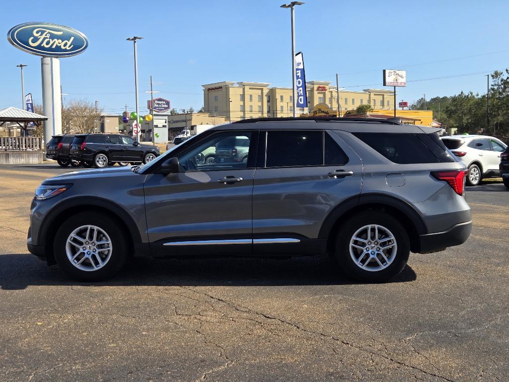 used 2025 Ford Explorer car, priced at $39,425