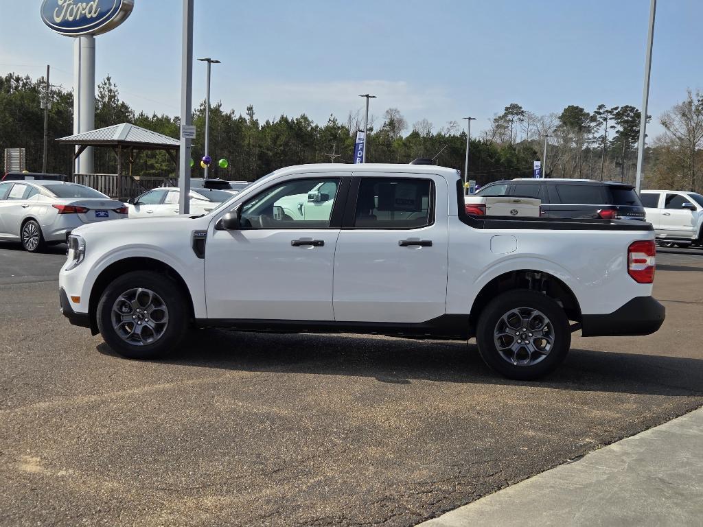 new 2025 Ford Maverick car, priced at $35,100