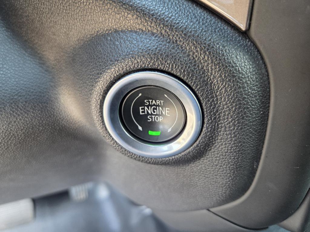 used 2023 Chevrolet Silverado 1500 car, priced at $39,900