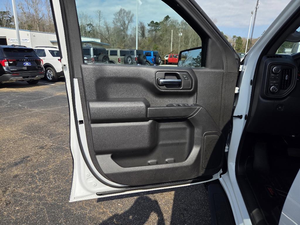 used 2023 Chevrolet Silverado 1500 car, priced at $39,900