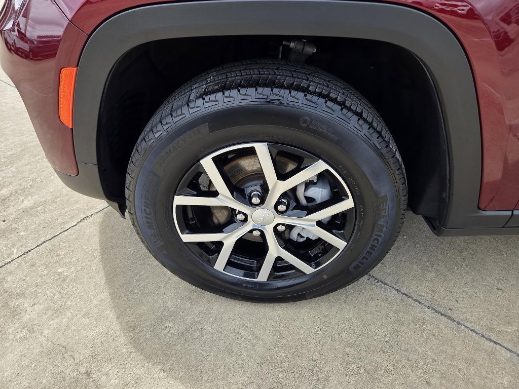 used 2024 Jeep Grand Cherokee car, priced at $34,484