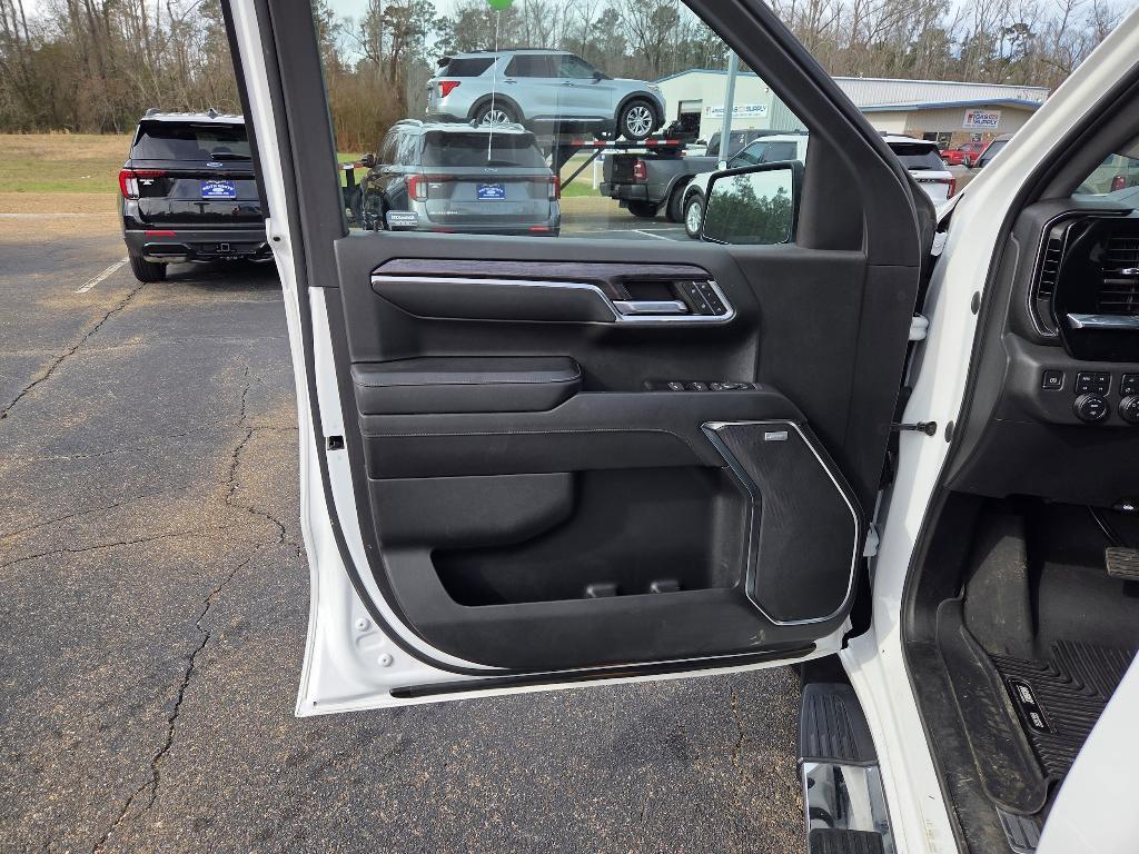 used 2023 Chevrolet Silverado 1500 car, priced at $42,289