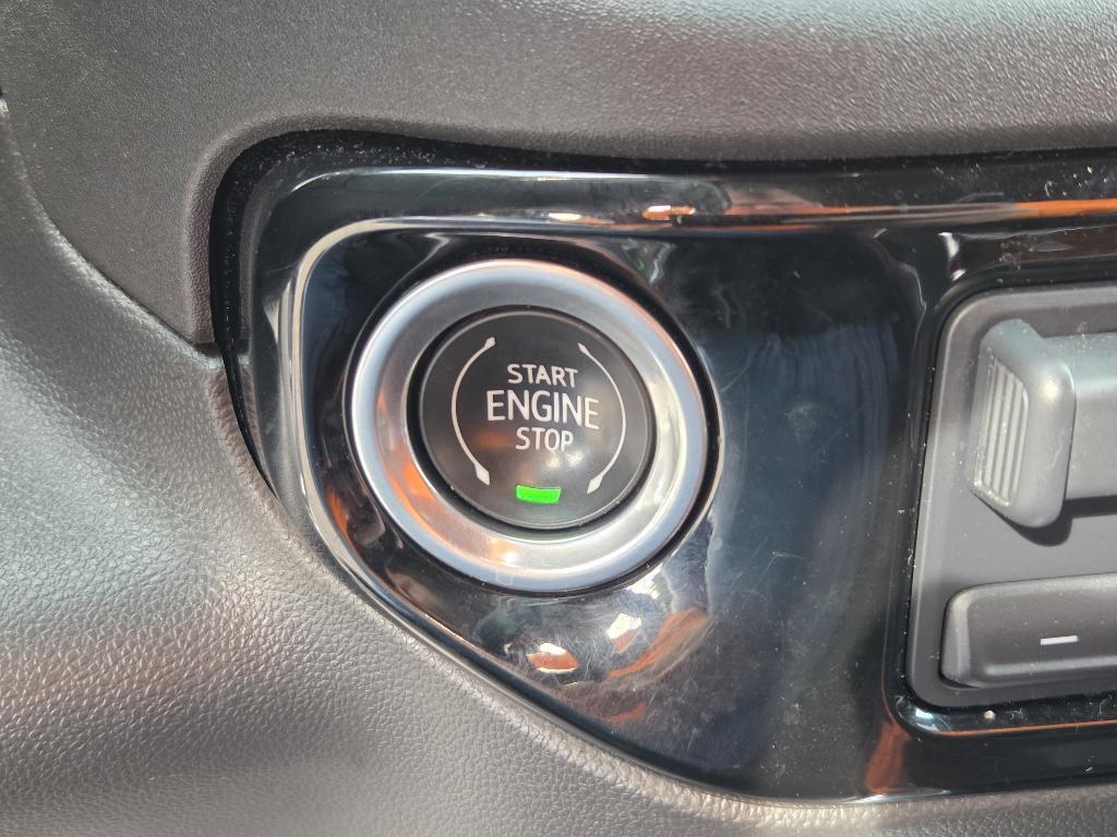 used 2023 Chevrolet Silverado 1500 car, priced at $42,289