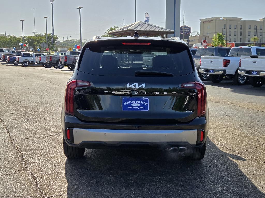 used 2025 Kia Telluride car, priced at $36,950